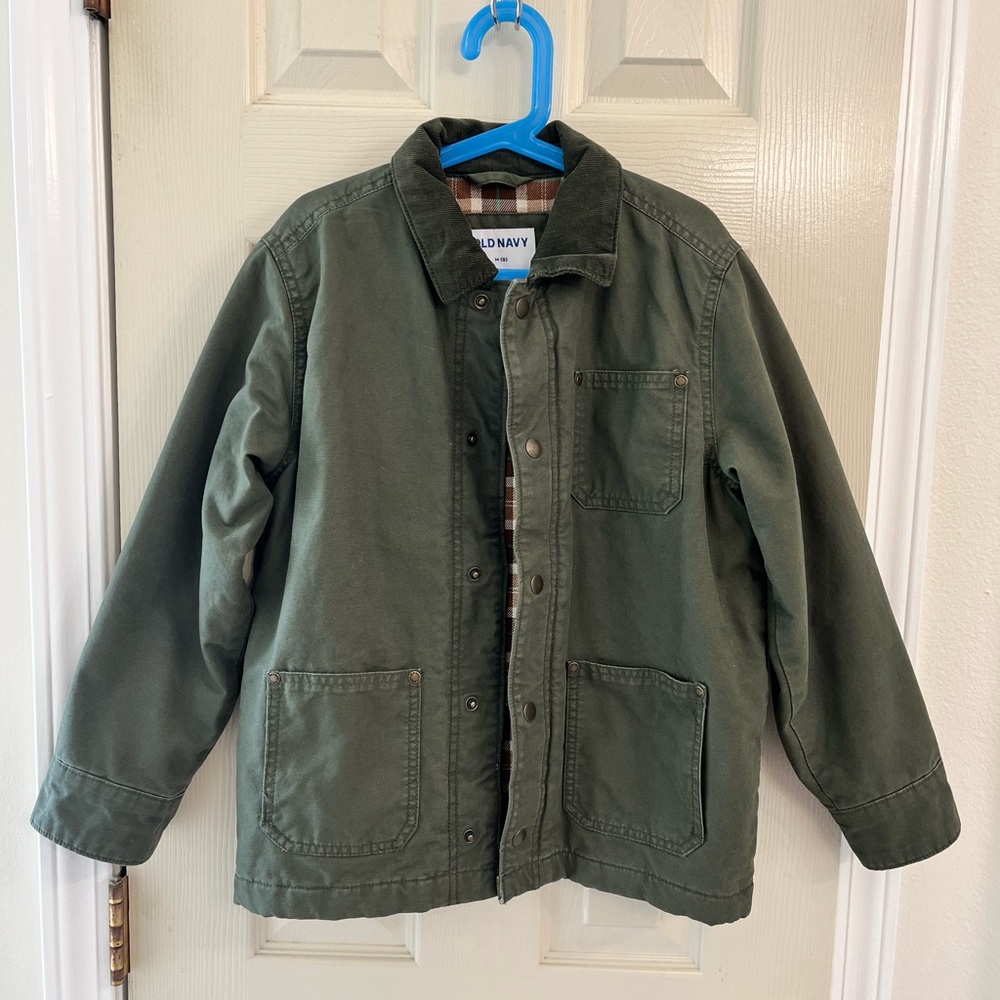 Old Navy Boys Green Jacket. Inside flannel. Size 8.